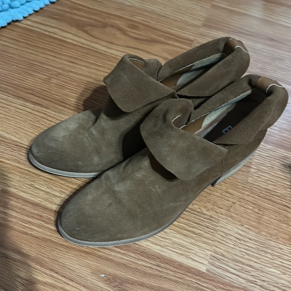 BP.ankle booties chestnut brown suede, size 7.5 genuine leather